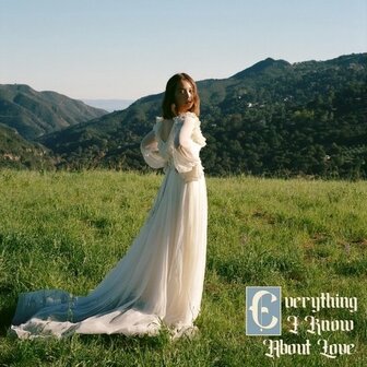 LAUFEY - EVERYTHING I KNOW ABOUT LOVE (LP)